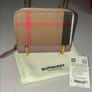 NEW $480 Burberry Beige and Pink NOVA CHECK GREY MINK COMPACT mini zip Wallet